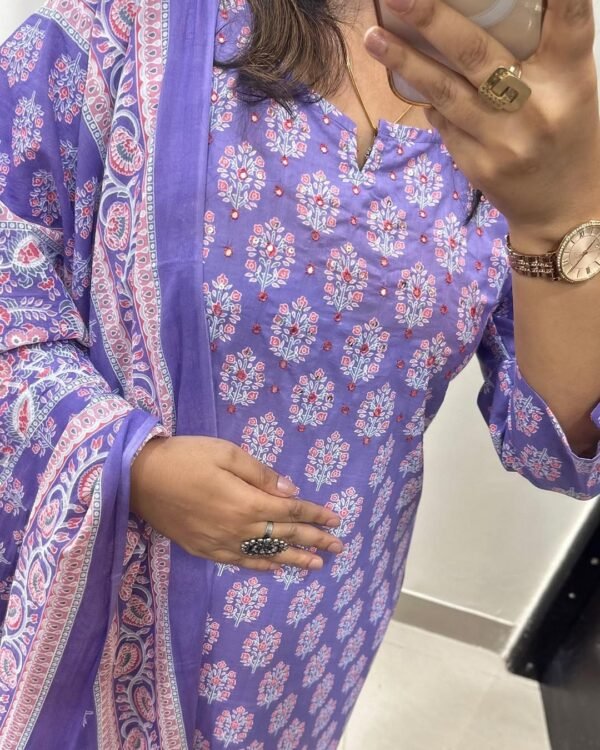 Floral Print Kurta Set, Salwar & Dupatta - Image 3